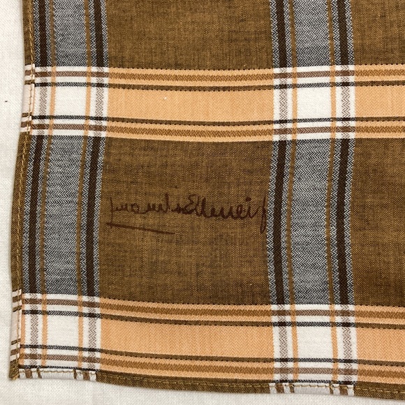 Pierre Balmain Pocket Square / Handkerchief - Picture 5 of 6